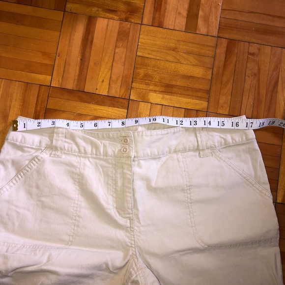 Reitmans Cream Women's 100% cotton Bermudas - Picture 4 of 6